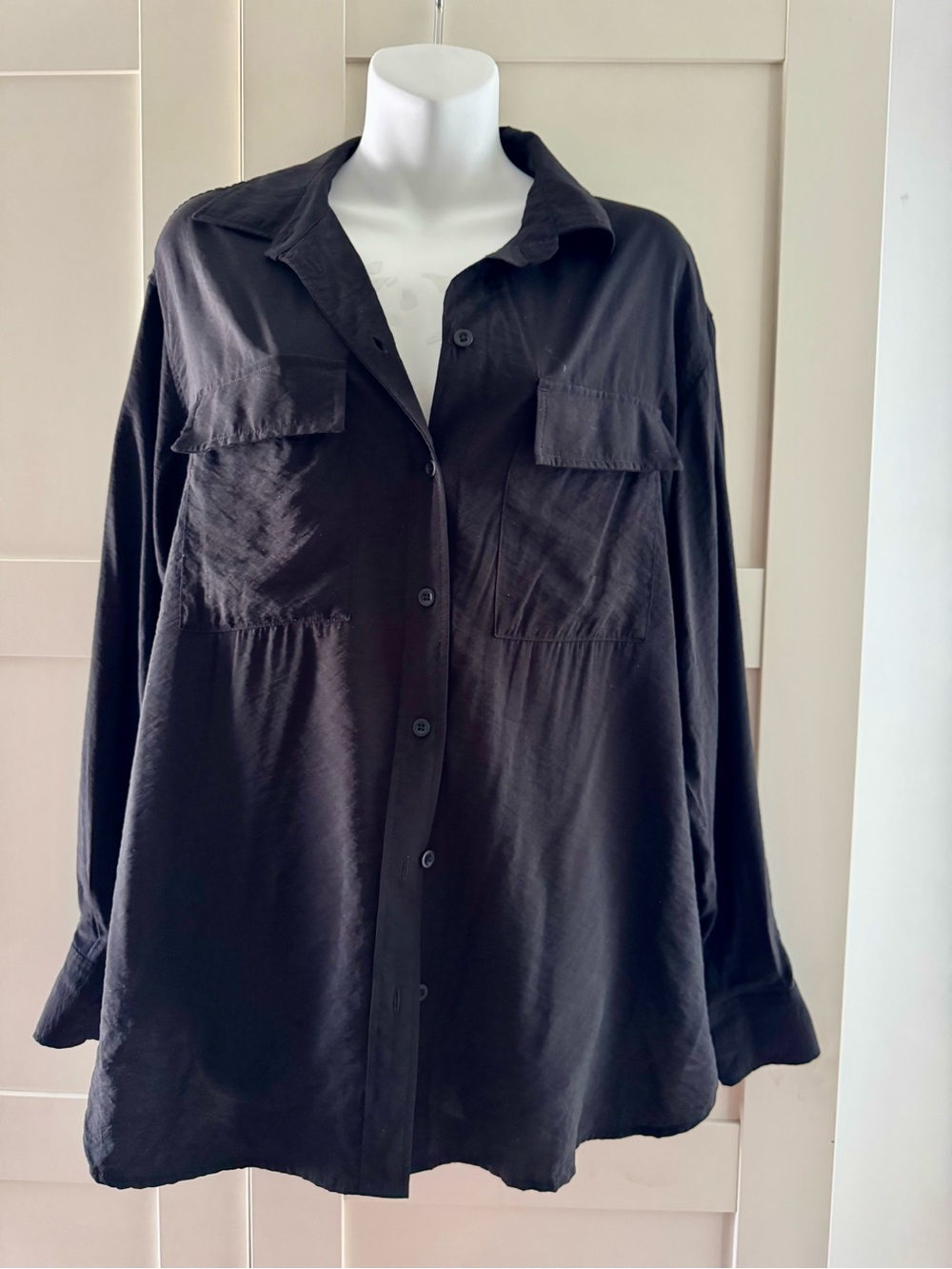GAP Black Men's Long-Sleeve Button-Down Shirt